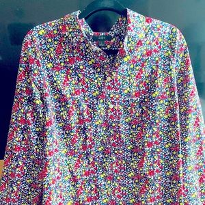 J by J Crew Sz L Ditzy 100% Cotton Floral Button Down Blouse